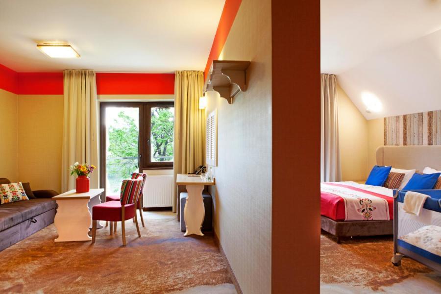Hotel Piwniczna Spa&Conference Экстерьер фото
